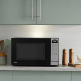 Used･Like NewPanasonic Microwave Oven Inverter NN-SN68QB 1.2 cu. ft. 1250W (Certified Refurbished)